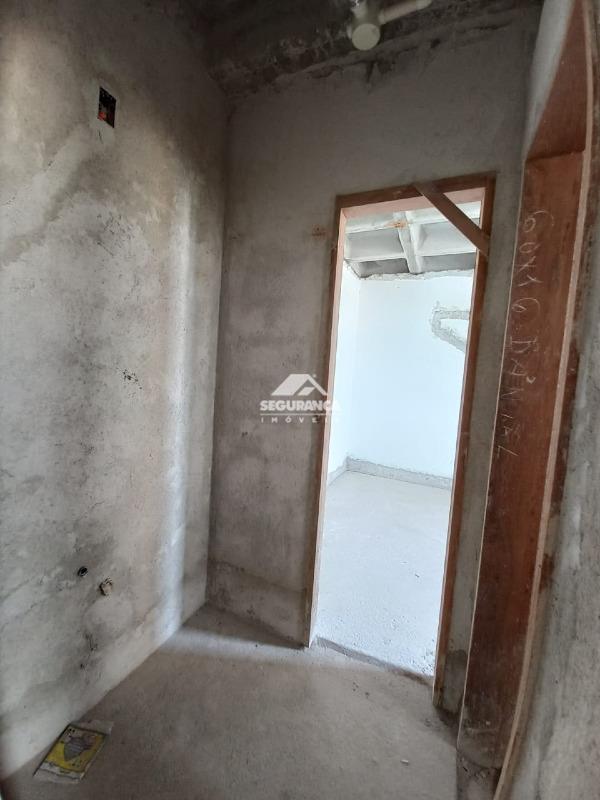 Apartamento à venda no Esplanada: BANHEIRO SEMI-SUITE