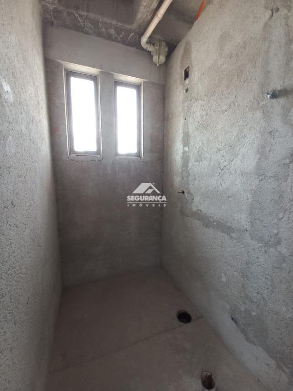 Apartamento à venda no Esplanada: BANHEIRO SEMI-SUITE