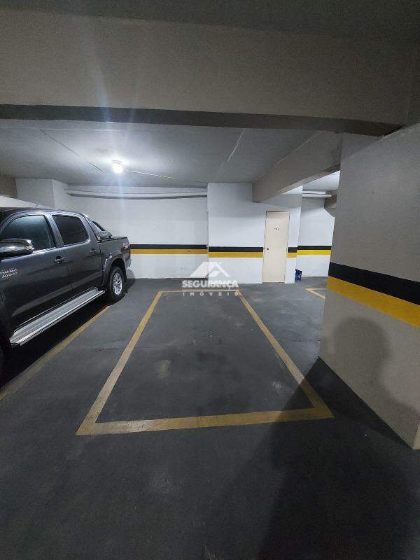 Apartamento para aluguel no Centro: GARAGEM