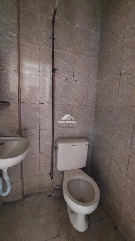 Loja para aluguel no Esplanada: BANHEIRO