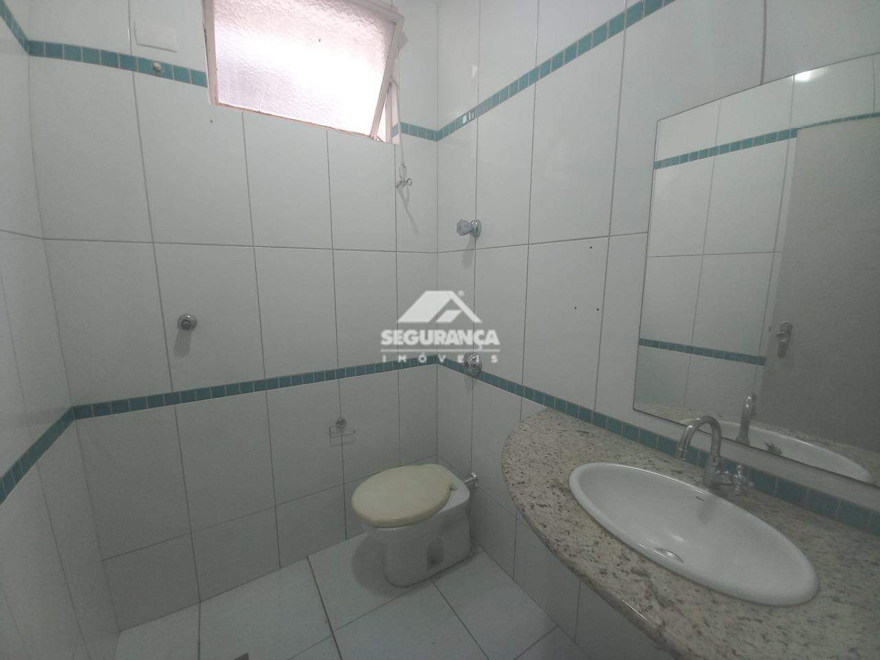 Casa comercial para aluguel no Centro: BANHEIRO SOCIAL