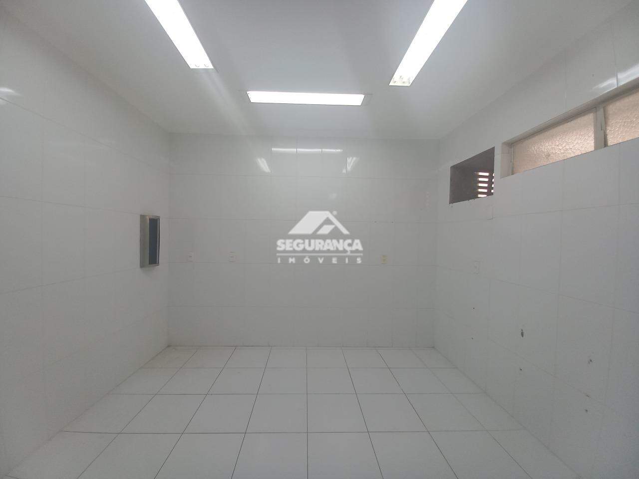 Casa comercial para aluguel no Centro: SALA