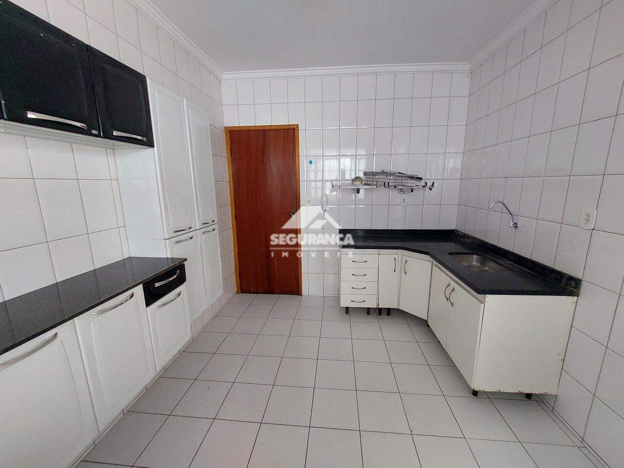 Casa para aluguel no GRA DUQUESA: COZINHA