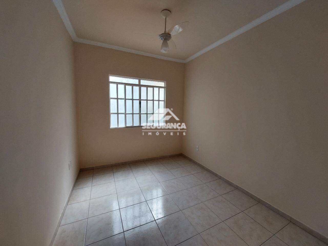 Casa para aluguel no GRA DUQUESA: QUARTO (2)