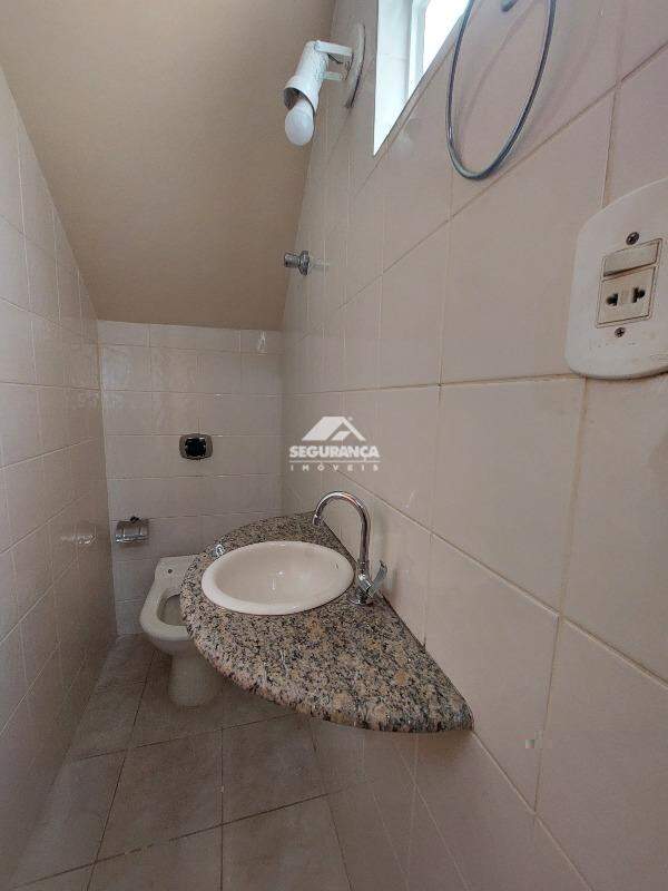 Casa para aluguel no GRA DUQUESA: LAVABO