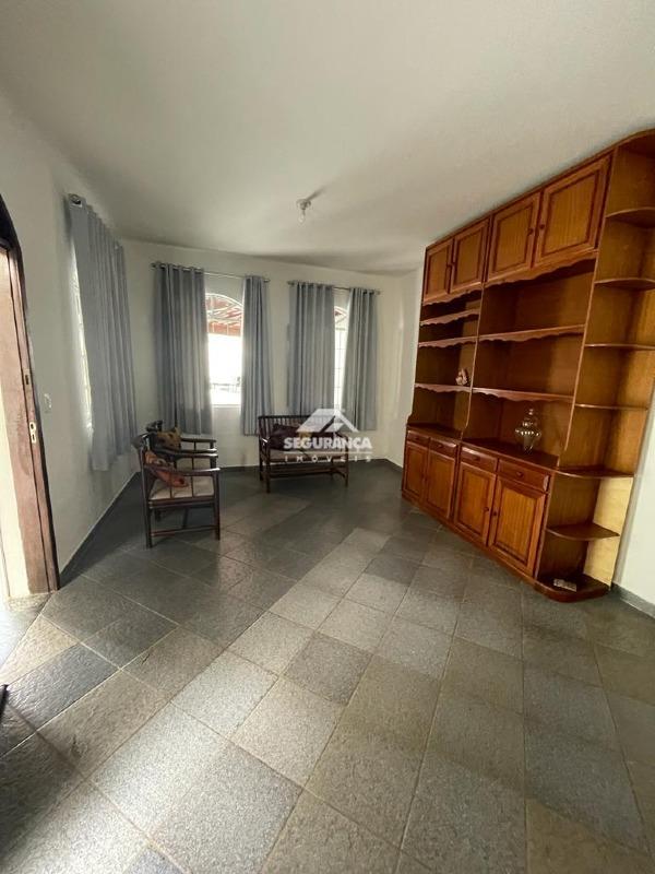 Casa à venda no Universitário: 