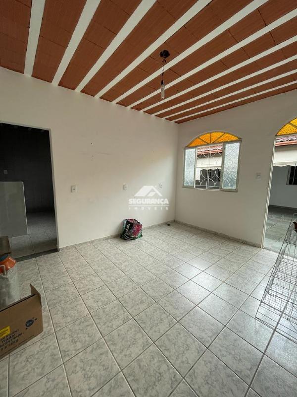 Casa à venda no Universitário: 