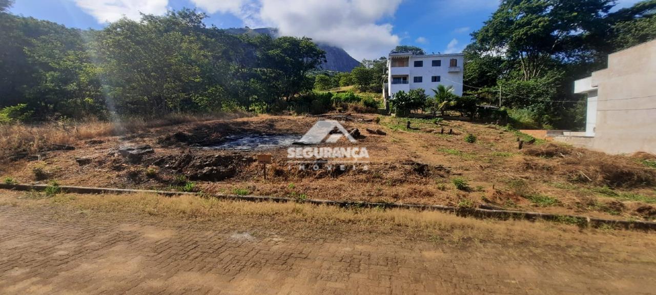 Lote à venda no Vilagge da Serra: 