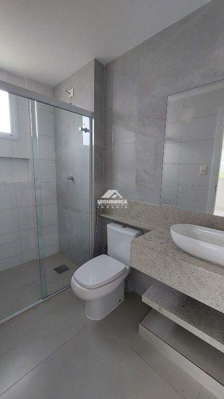 Apartamento para aluguel no Esplanada: BANHEIRO SUÍTE