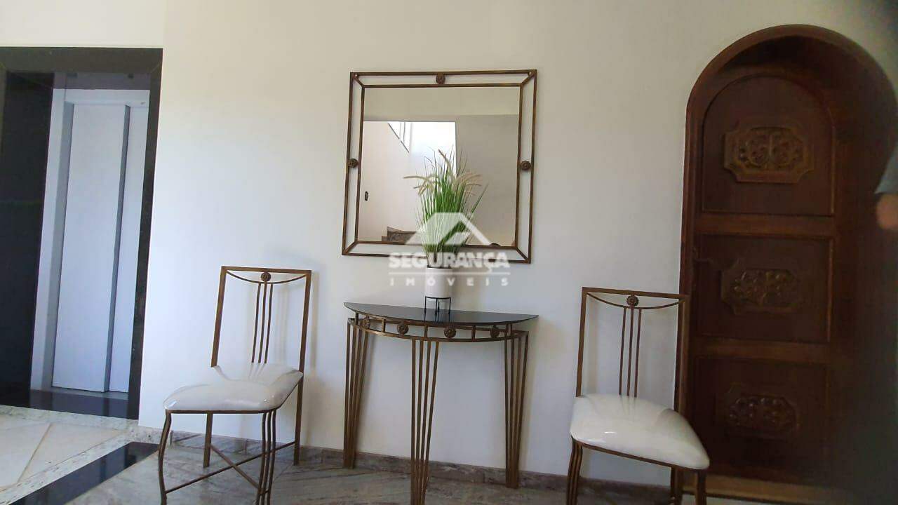 Apartamento cobertura à venda no Esplanada:
