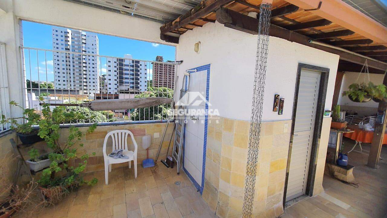 Apartamento cobertura à venda no Esplanada: