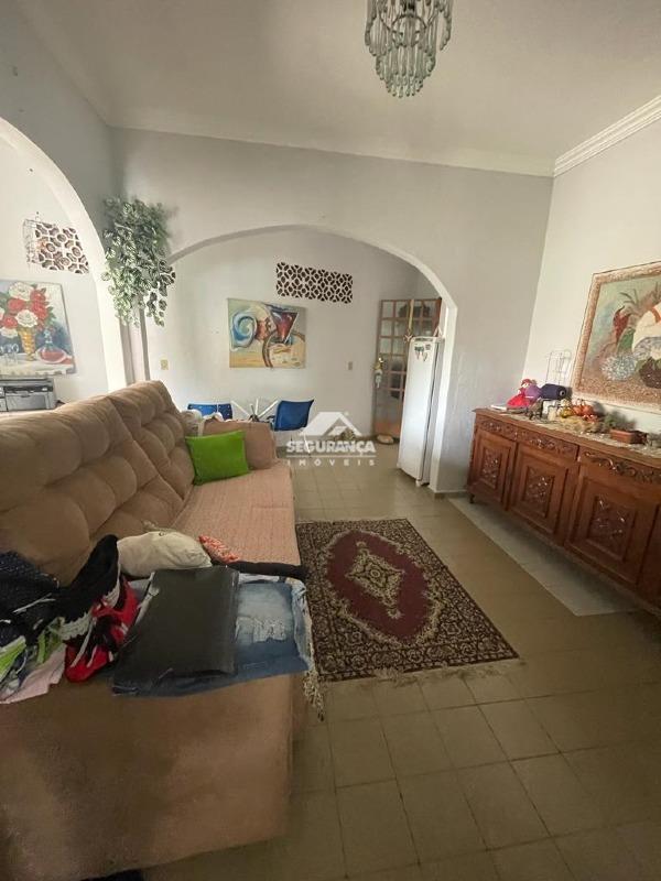 Casa à venda no SANTA HELENA: SALA