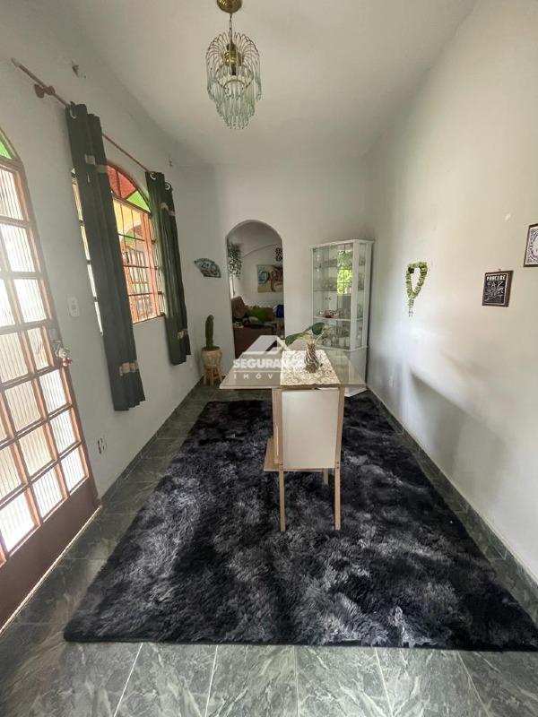 Casa à venda no SANTA HELENA: SALA