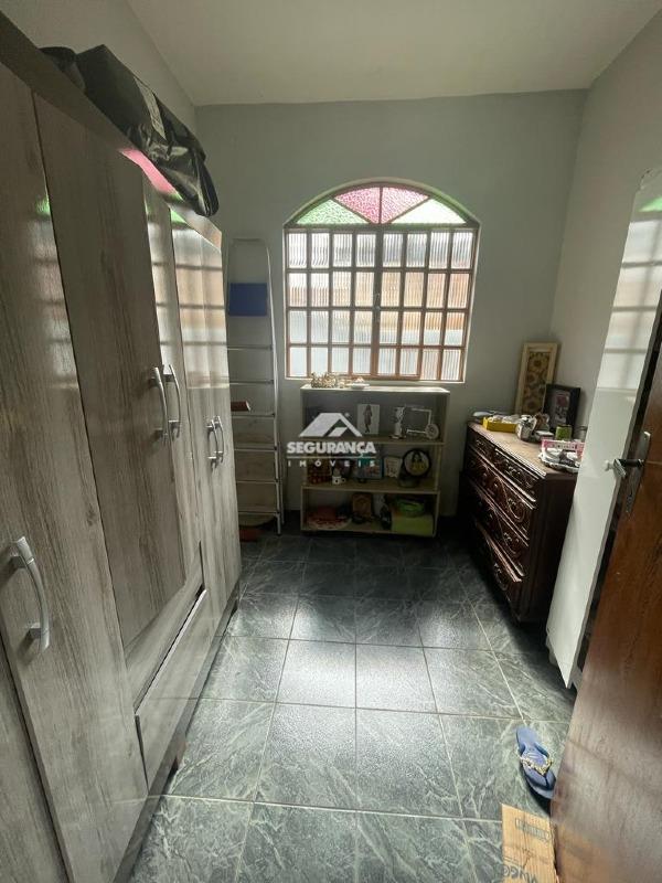 Casa à venda no SANTA HELENA: QUARTO