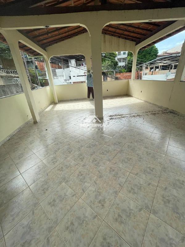 Casa à venda no SANTA HELENA: TERRAÇO