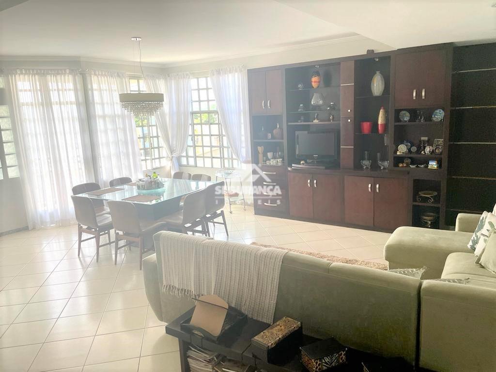 Casa à venda no SANTO AGOSTINHO: