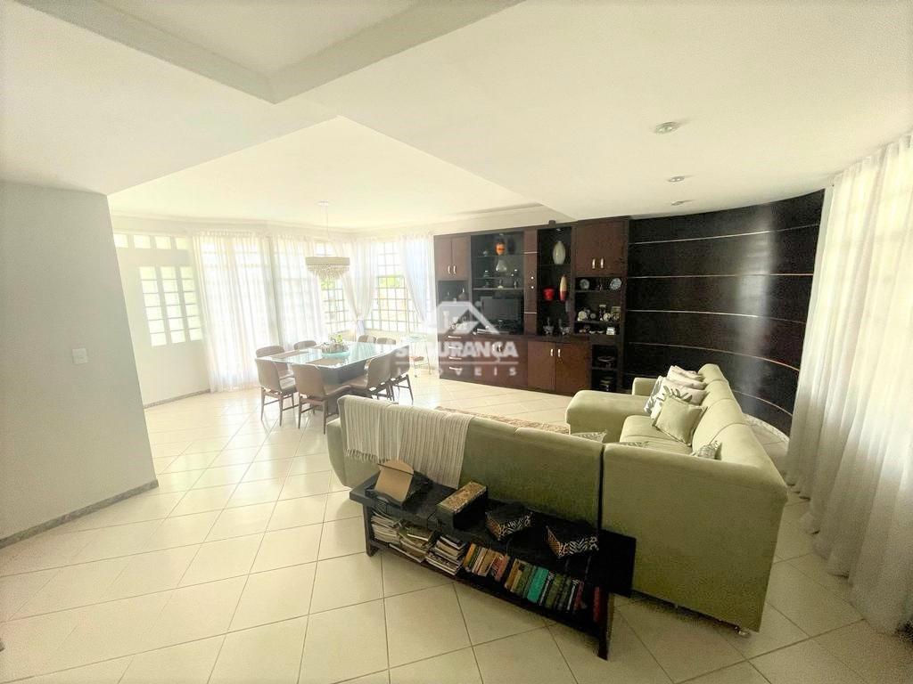 Casa à venda no SANTO AGOSTINHO: