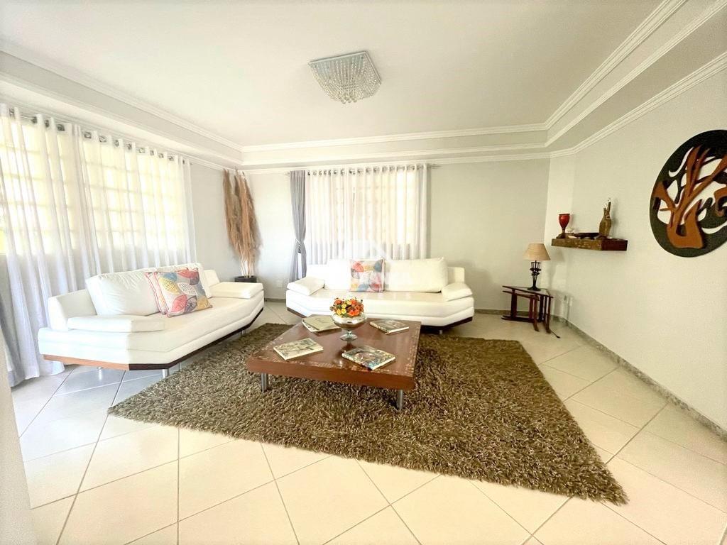 Casa à venda no SANTO AGOSTINHO: