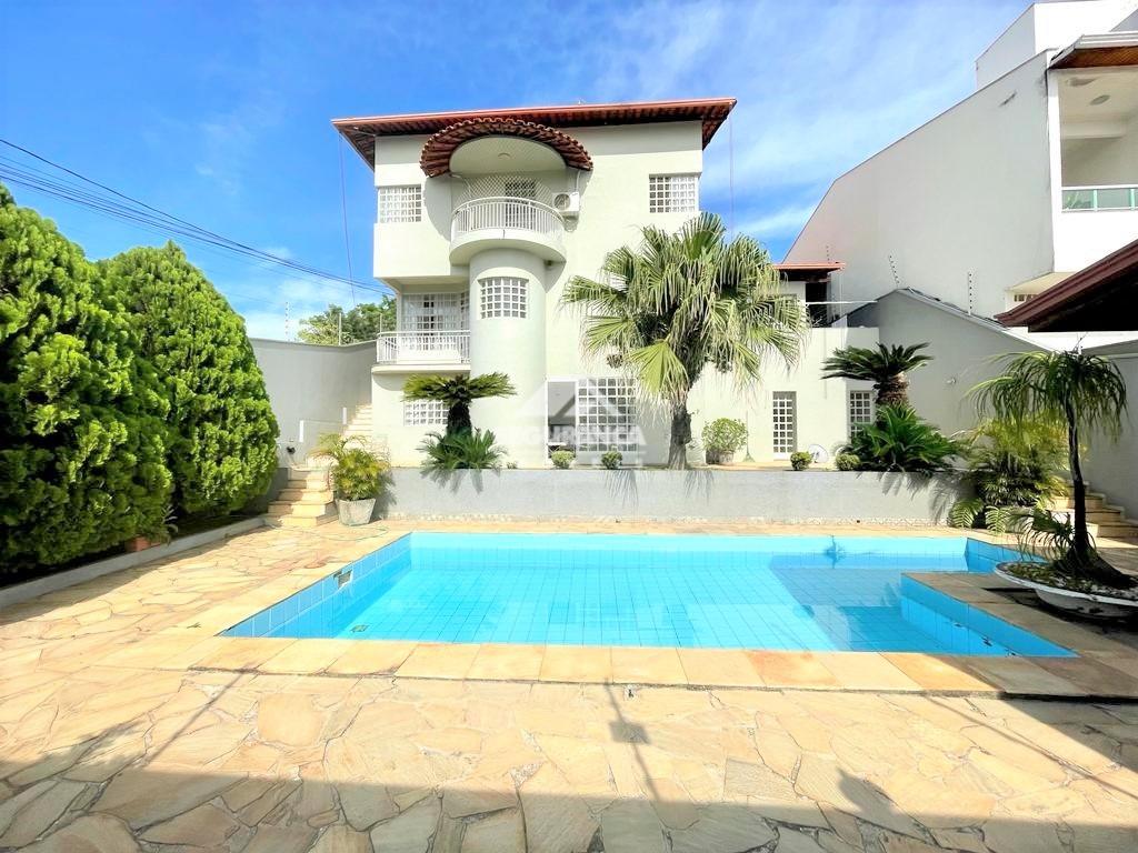 Casa à venda no SANTO AGOSTINHO: 