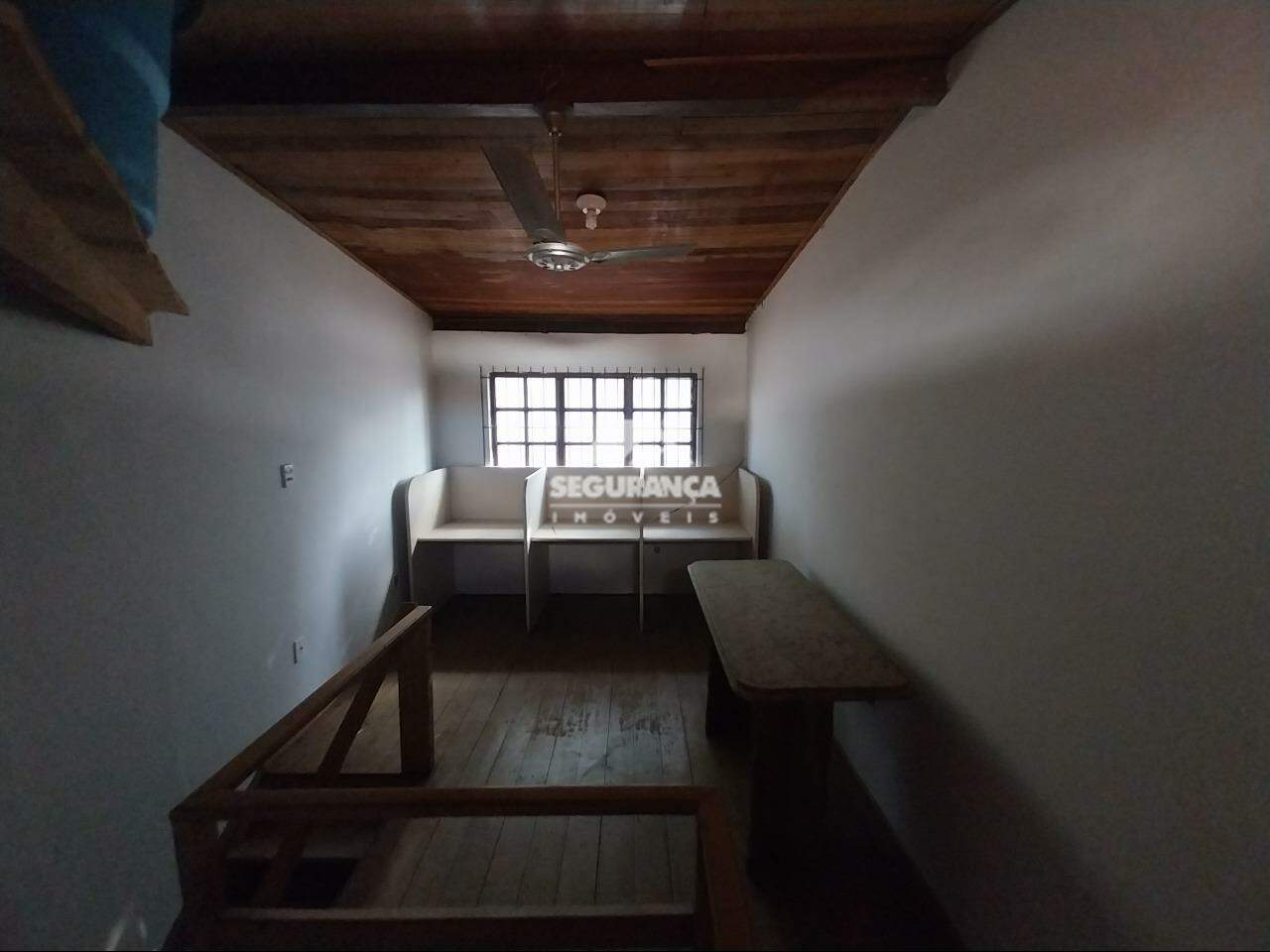 Loja para aluguel no Ilha dos Araújos: SOBRELOJA
