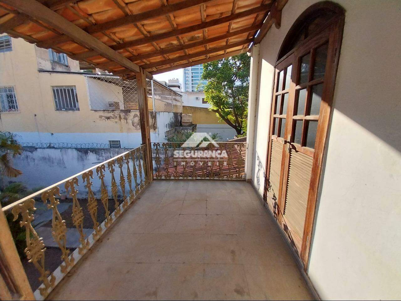 Casa comercial para aluguel no Centro: SACADA QUARTO (4)