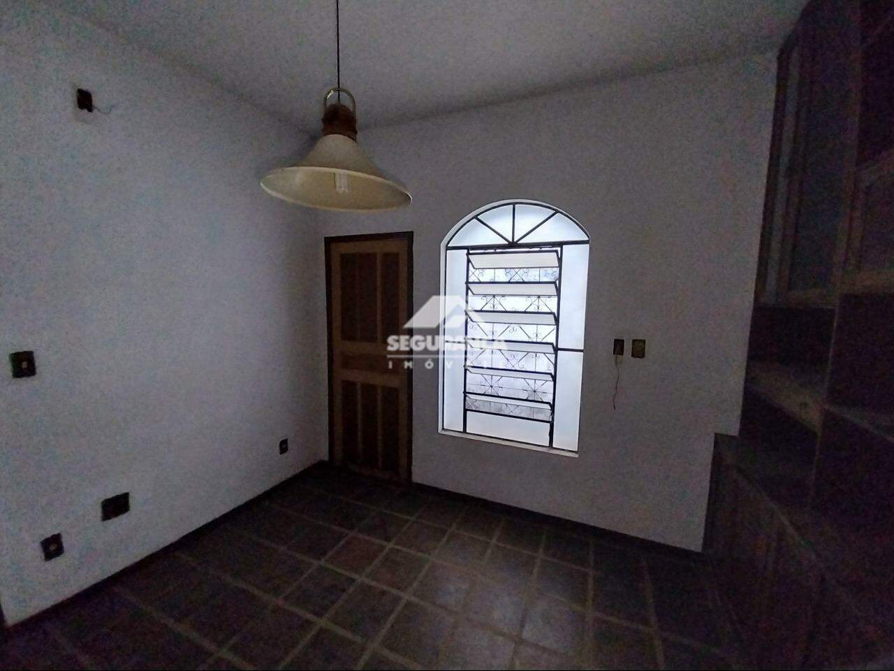 Casa comercial para aluguel no Centro: QUARTO (3)