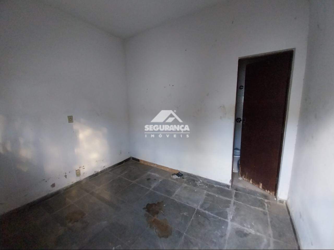 Casa comercial para aluguel no Centro: DCE