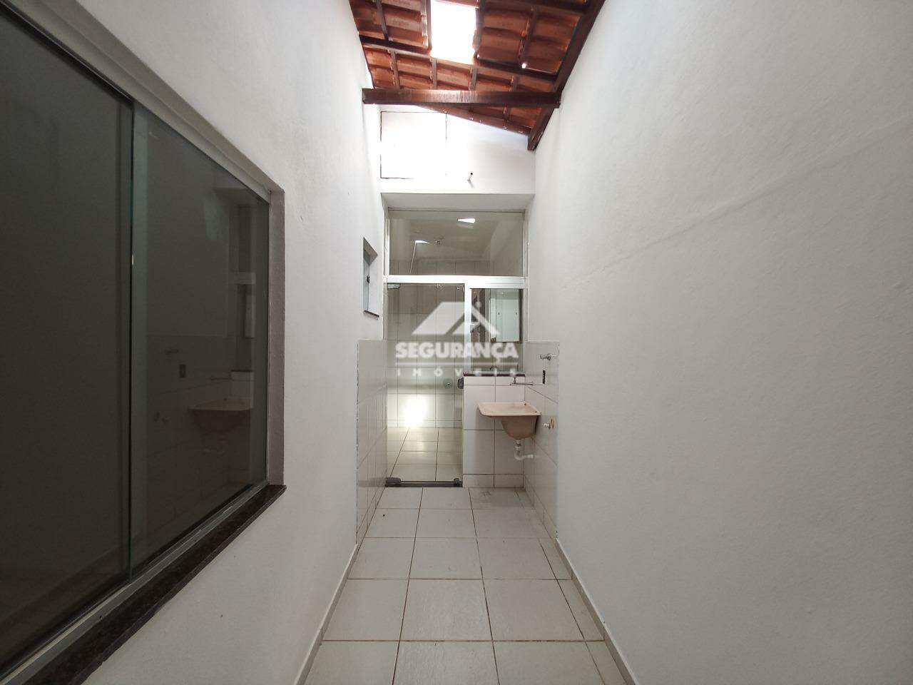 Casa para aluguel no CASTANHEIRAS II: SERVIÇO
