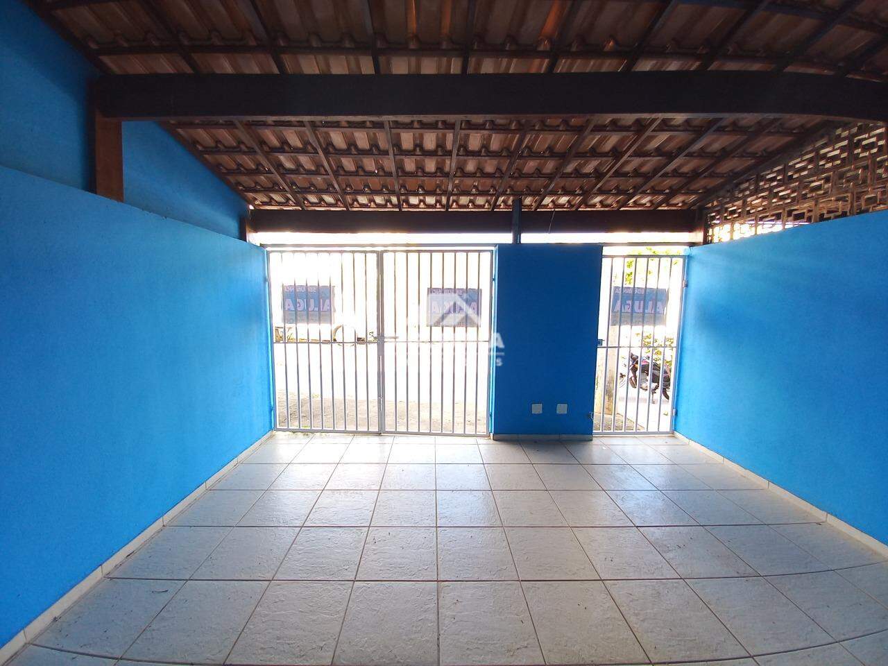 Casa para aluguel no CASTANHEIRAS II: GARAGEM