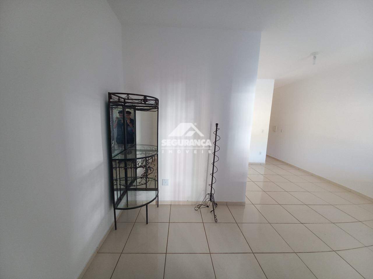 Casa para aluguel no CASTANHEIRAS II: SALA