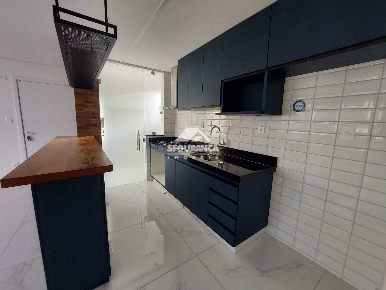 Apartamento para aluguel no Esplanada: COZINHA