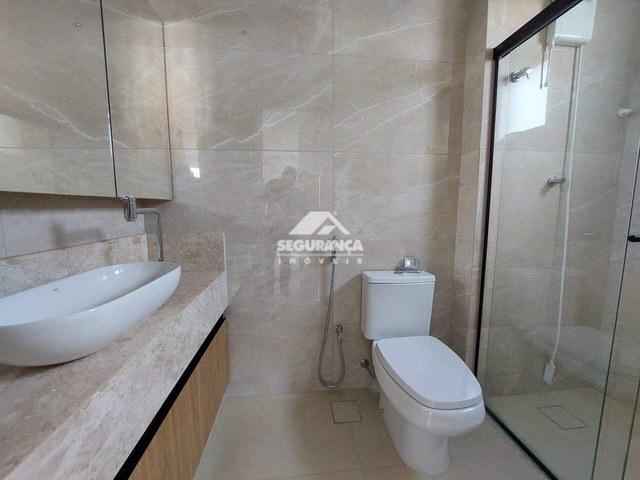 Apartamento para aluguel no Esplanada: BANHEIRO SOCIAL