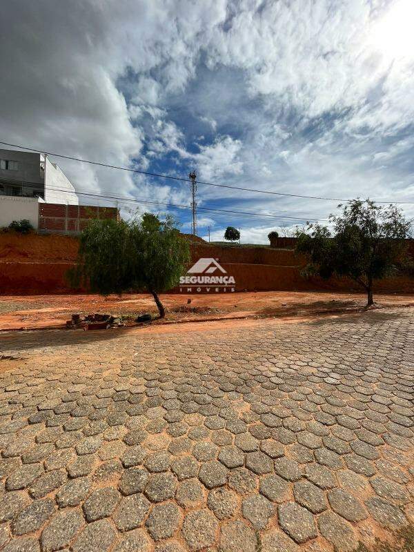 Lote à venda no SANTO AGOSTINHO: 
