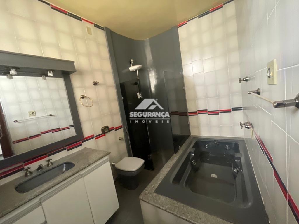 Casa à venda no Ilha dos Araújos: BANHEIRO SUÍTE