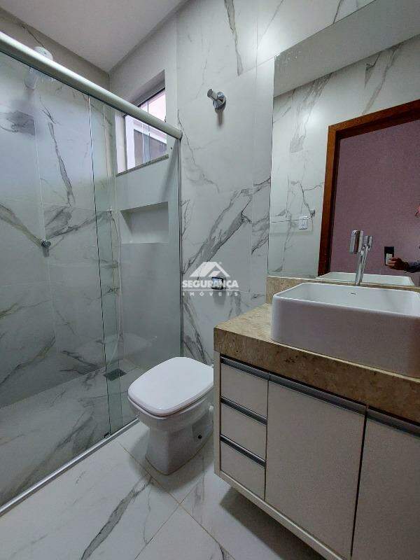 Casa para aluguel no Cidade Nova: BANHEIRO SOCIAL