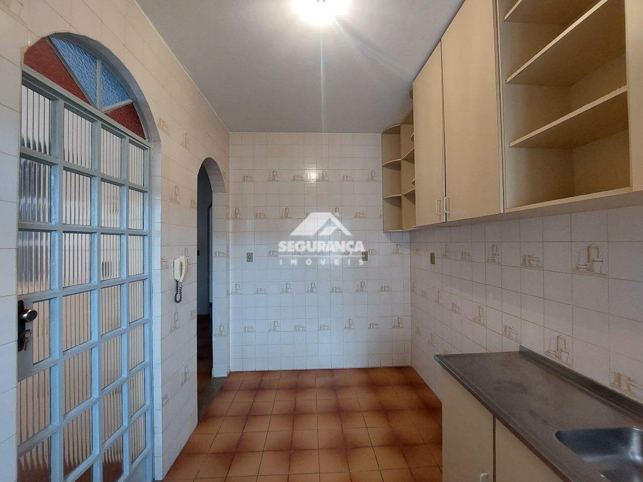 Casa à venda no São Pedro: COZINHA