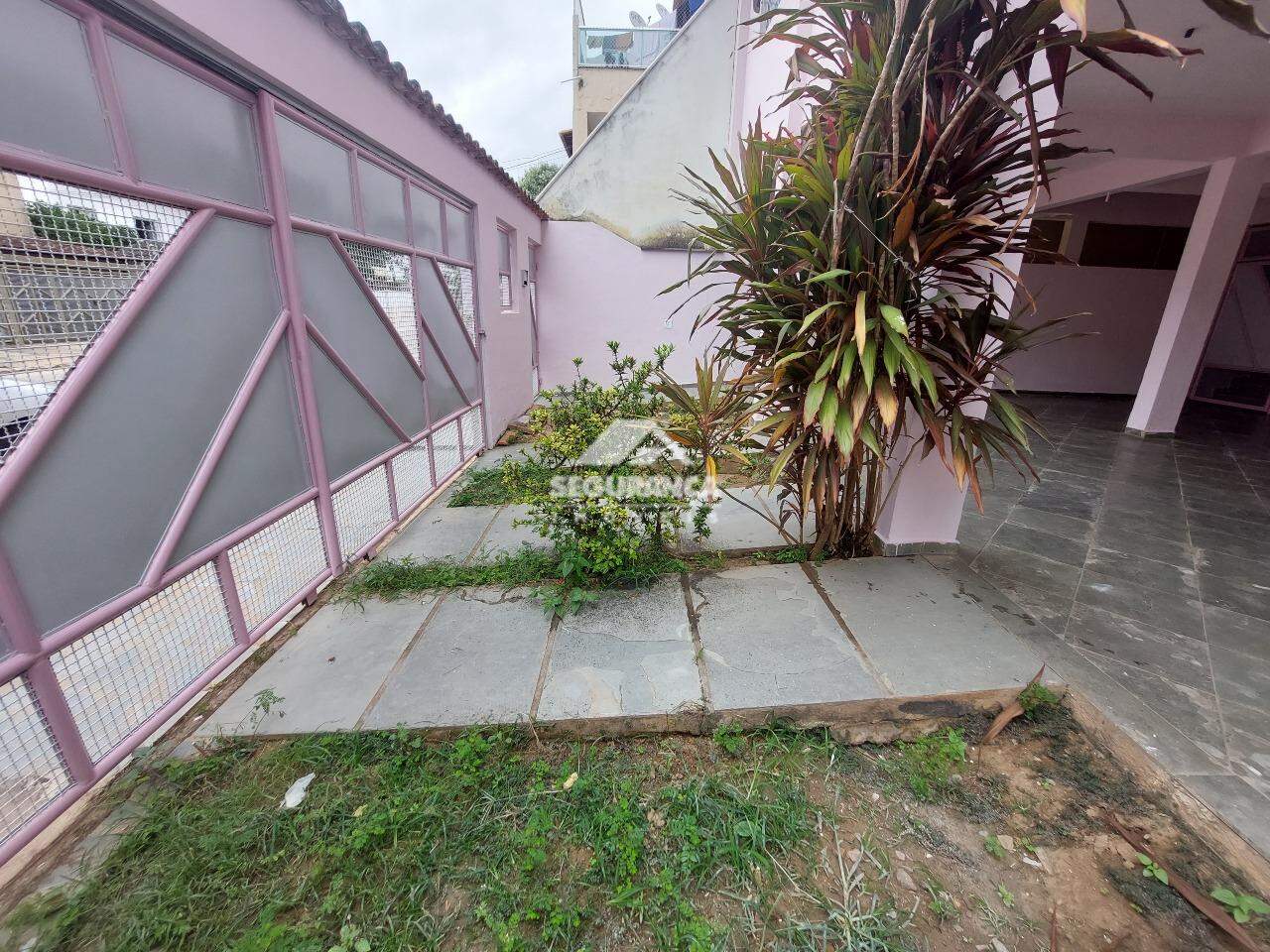 Casa à venda no São Pedro: JARDIM