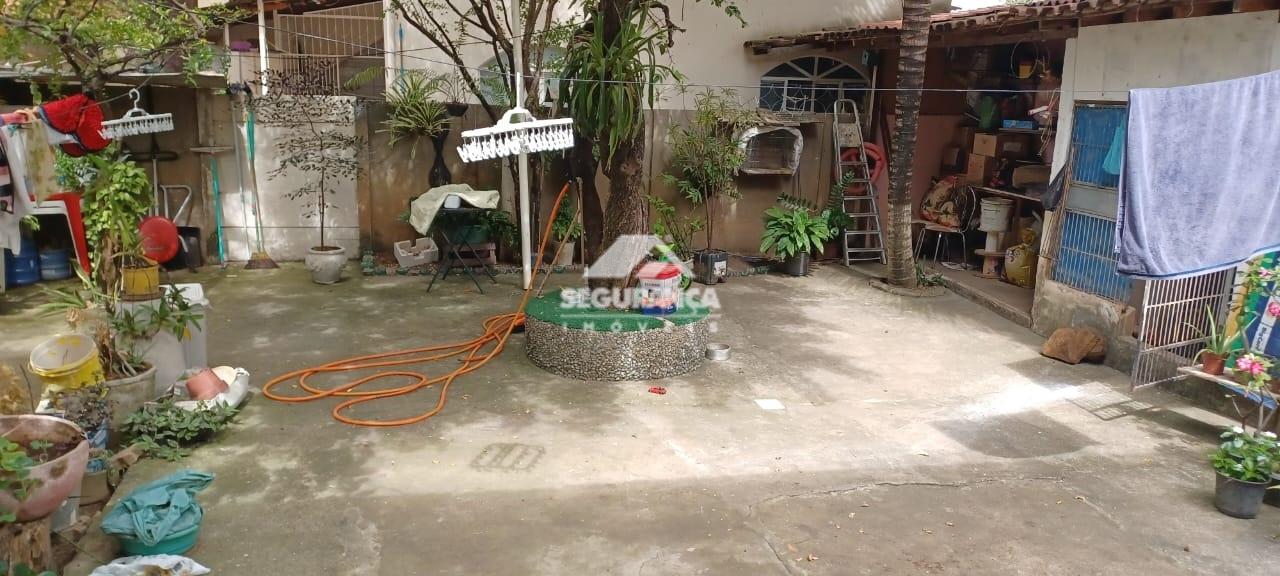 Casa à venda no São Pedro: 