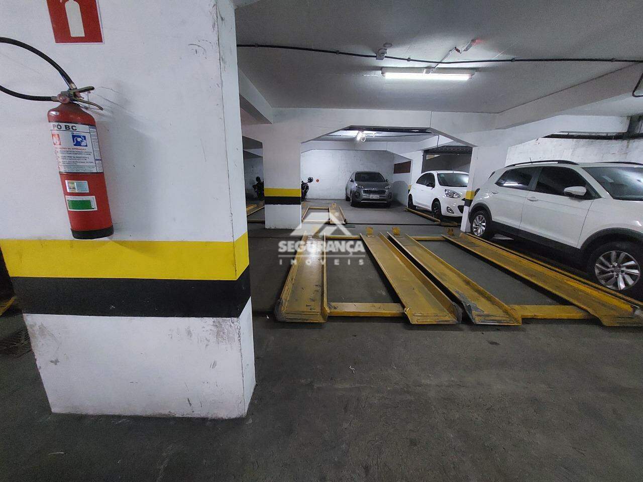 Garagem para aluguel no Centro: FACHADA