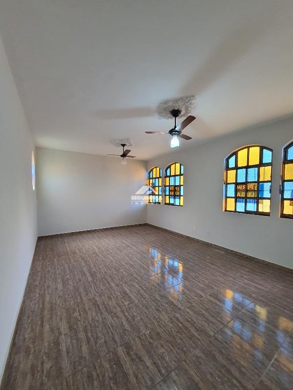 Casa à venda no Ilha dos Araújos: SALA