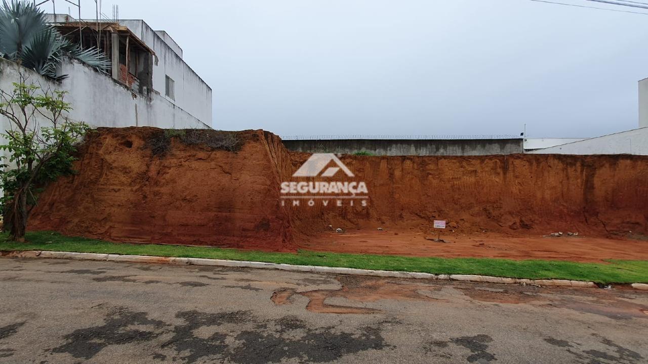 Lote em condomínio à venda no BELVEDERE: 