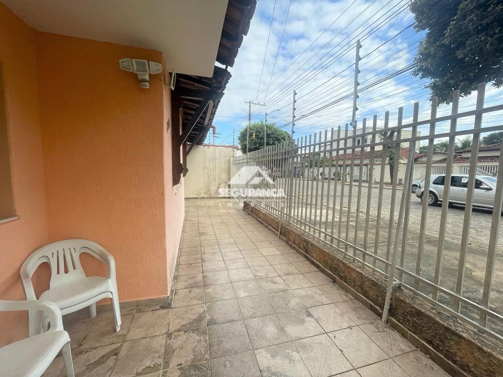 Casa à venda no VILA BRETAS: VARANDA