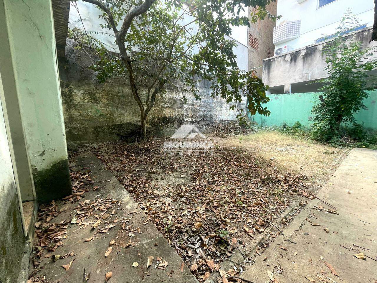 Casa à venda no GRA DUQUESA: 