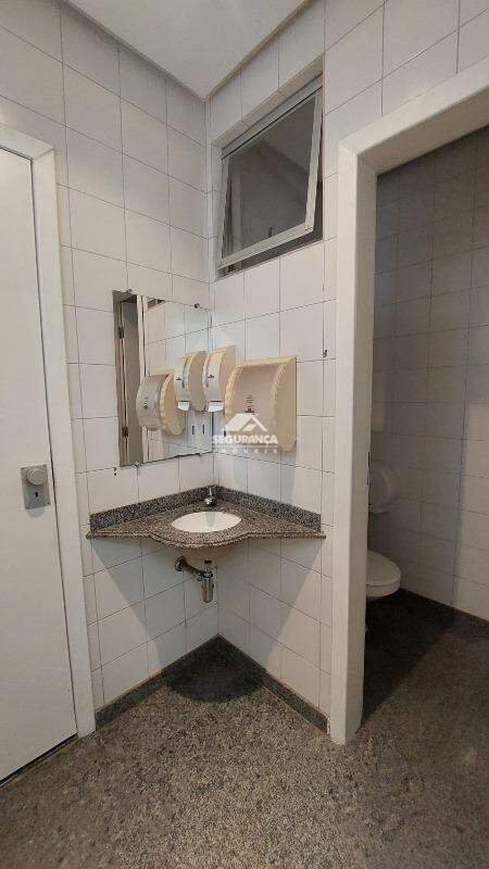 Loja para aluguel no Centro: BANHEIRO SALA (1)