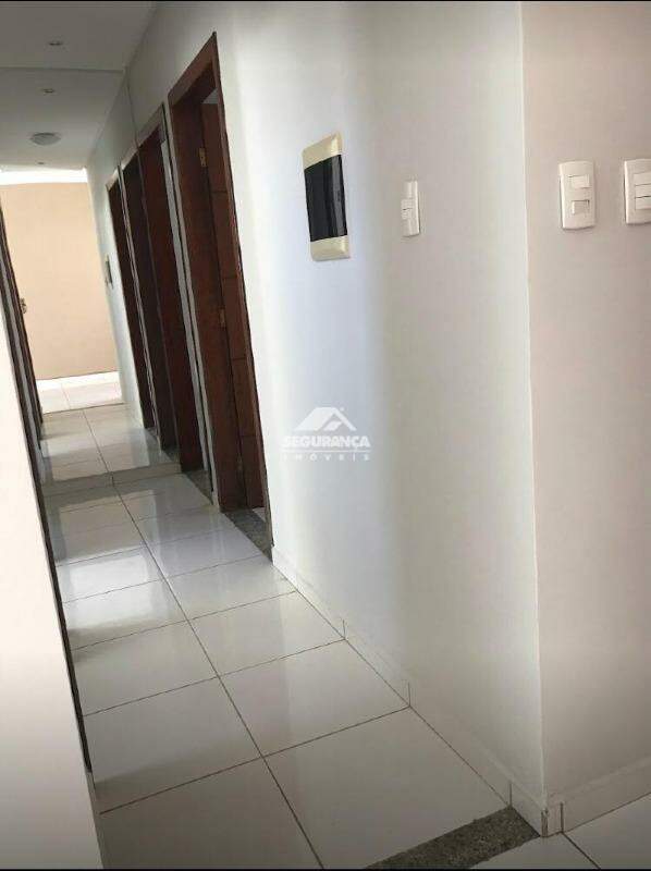 Casa à venda no SANTOS DUMONT: