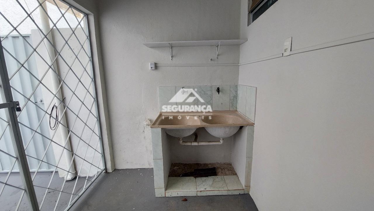 Casa para aluguel no Ilha dos Araújos: ÁREA DE SERVIÇO