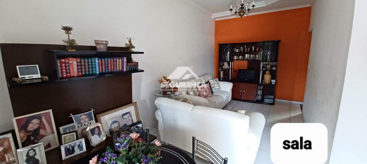 Casa à venda no GRA DUQUESA: 