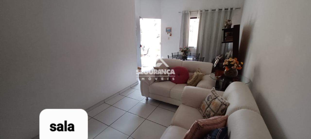 Casa à venda no GRA DUQUESA: 