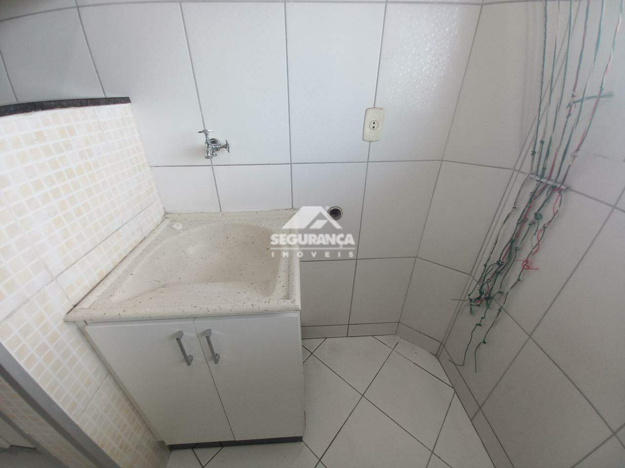 Apartamento para aluguel no NOVA VILA BRETAS: AREA DE SERVIÇOS 
