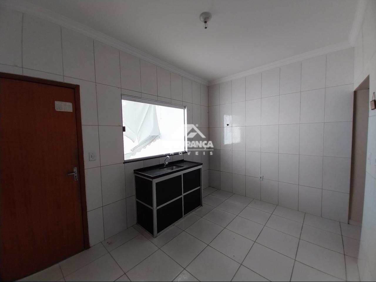 Casa à venda no VALE DO SOL II: COZINHA